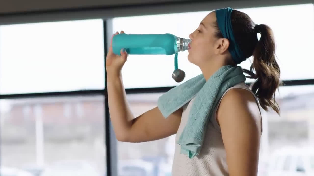 Secret Deodorant Wipe and Swipe Secret Body Cleansing Wipes Ad Commercial on TV