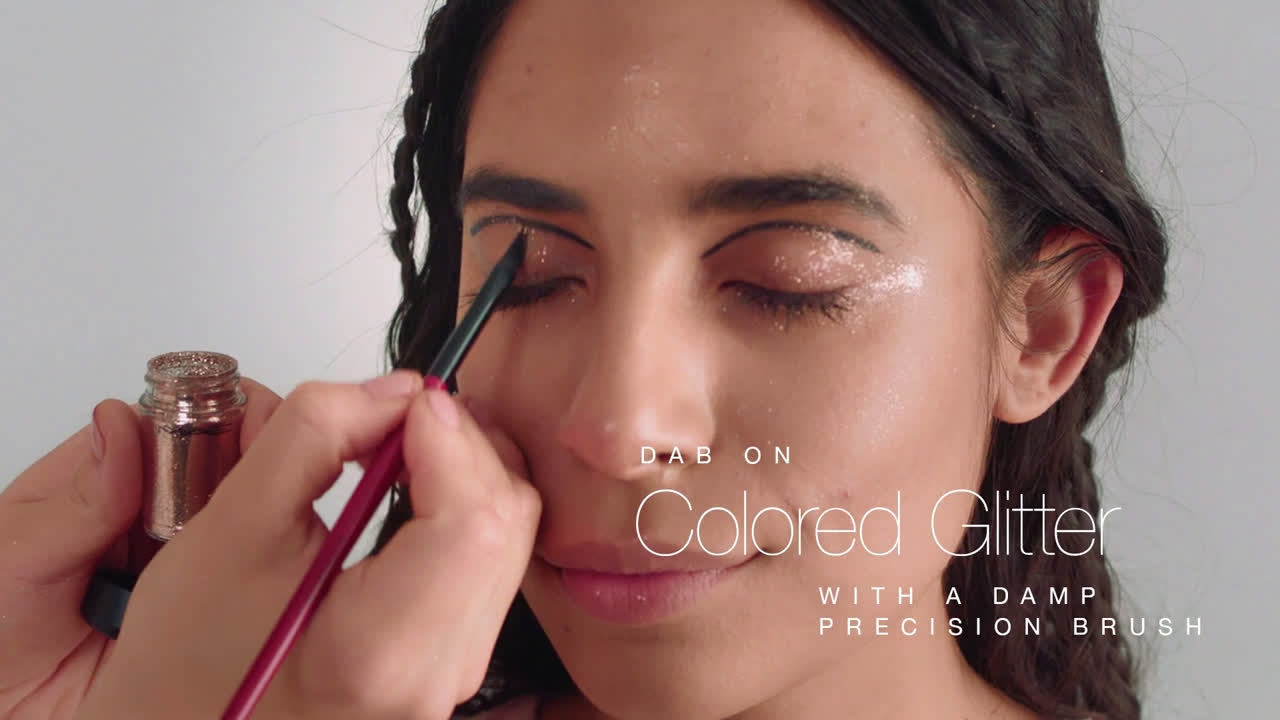  April Beauty | The ”Experimental” Look