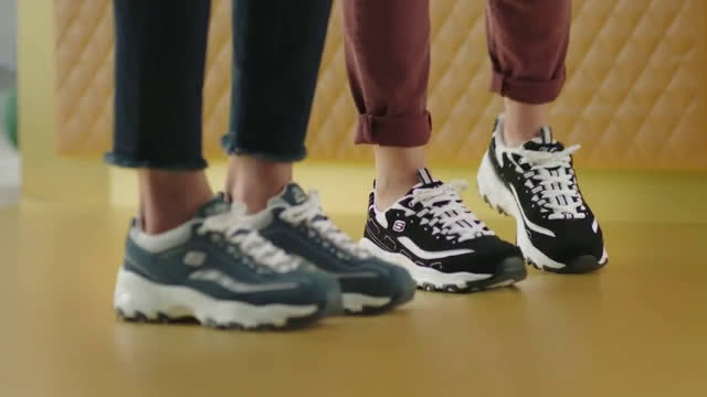skechers d lite on feet