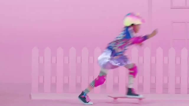  Back to School: Disney Channel: Cheer for Color