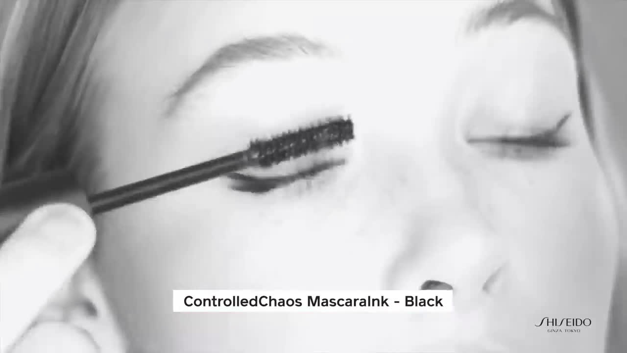  Get The Look: Sage Tullis | Aura Dew, ControlledChaos MascaraInk, VisionAiry Gel Lipstick