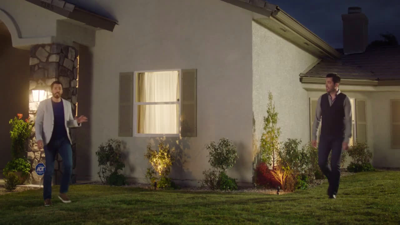  Trust The Pros #RealProtection - Jonathan Scott, Drew Scott