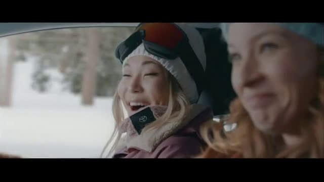  The girls manage to reach the top of the mountain with the incredible Toyota Prius