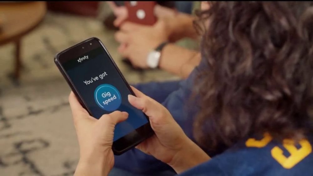  Amy Poehler reporting