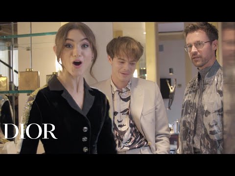  Natalia Dyer getting ready for the Dior Spring-Summer 2020 show