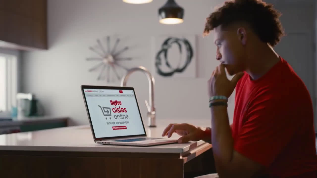 HyVee Aisles Online Ad Commercial on TV