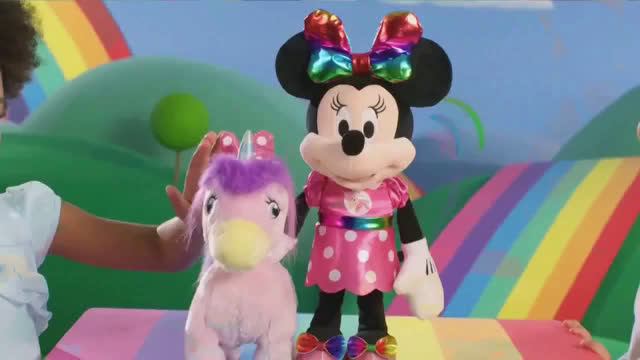 minnie walk and dance unicorn