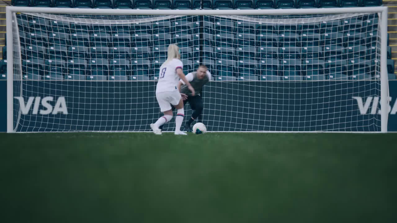  Zach and Julie Ertz -- Tap to pay 