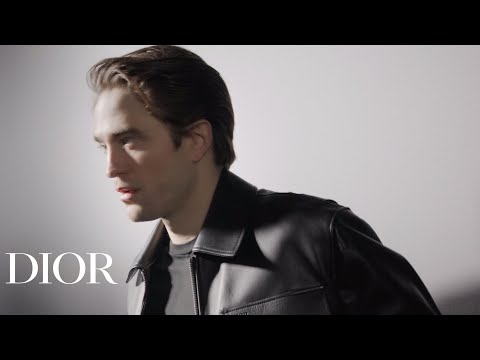  Robert Pattinson attends the Dior Men’s Winter 2020-2021 show