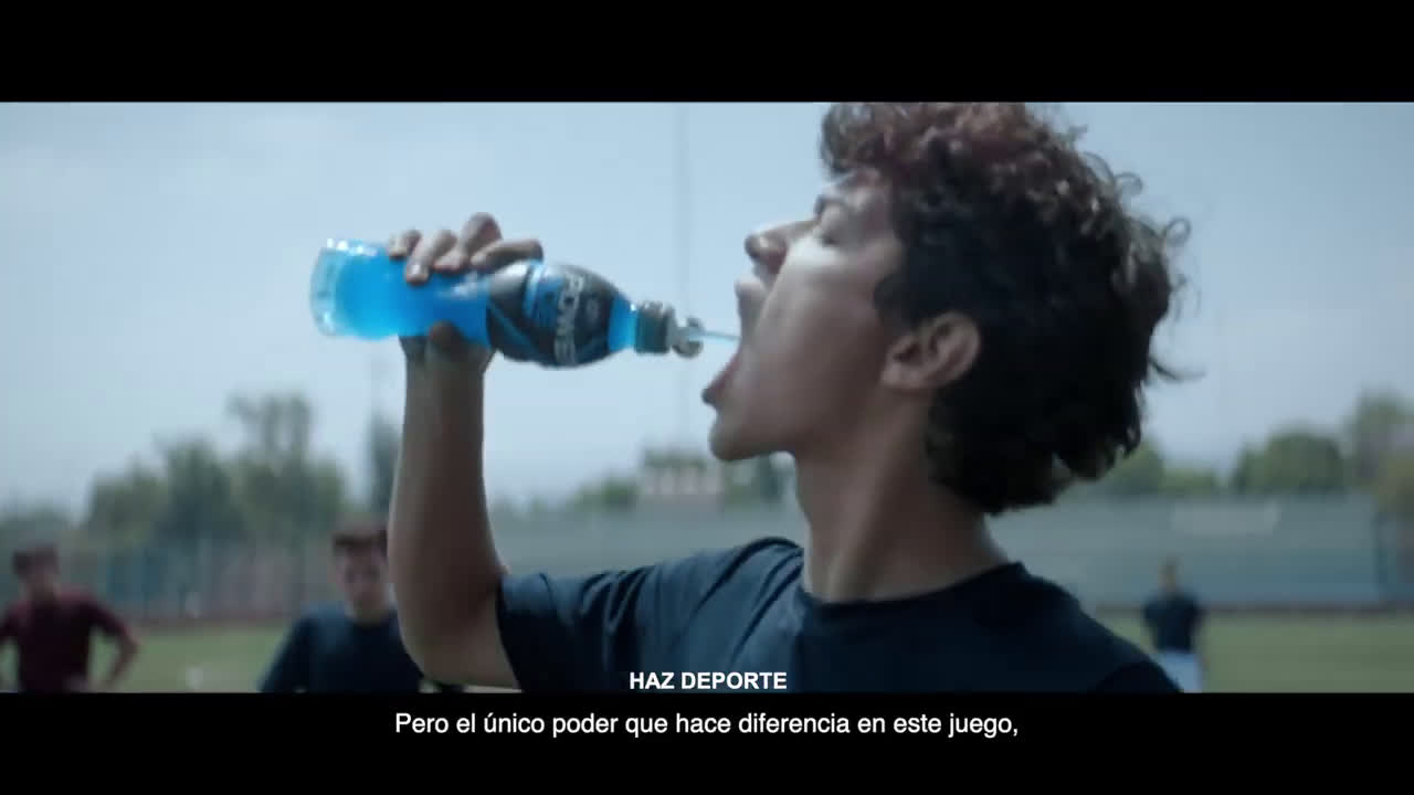 Powerade Poder es sentir que puedes en el fútbol (Memo Ochoa) Ad