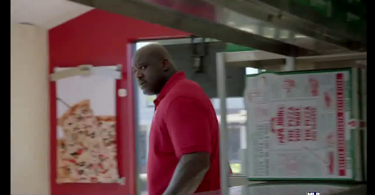  Shaquille O'Neal sharing with the workers