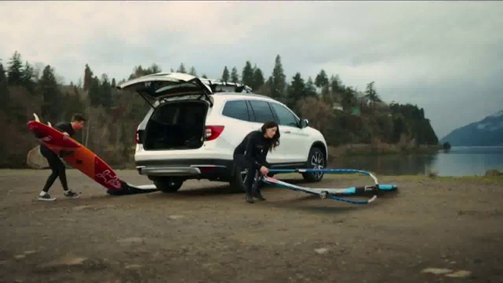  Pilot - Discover the Northwest