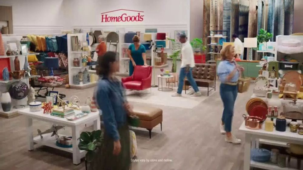 ¿Cuál es la canción de fondo en el anuncio de decoración para el hogar de HomeGoods?