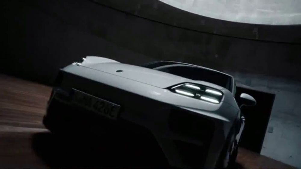 Who sings in the Porsche 2026 campaign ad?