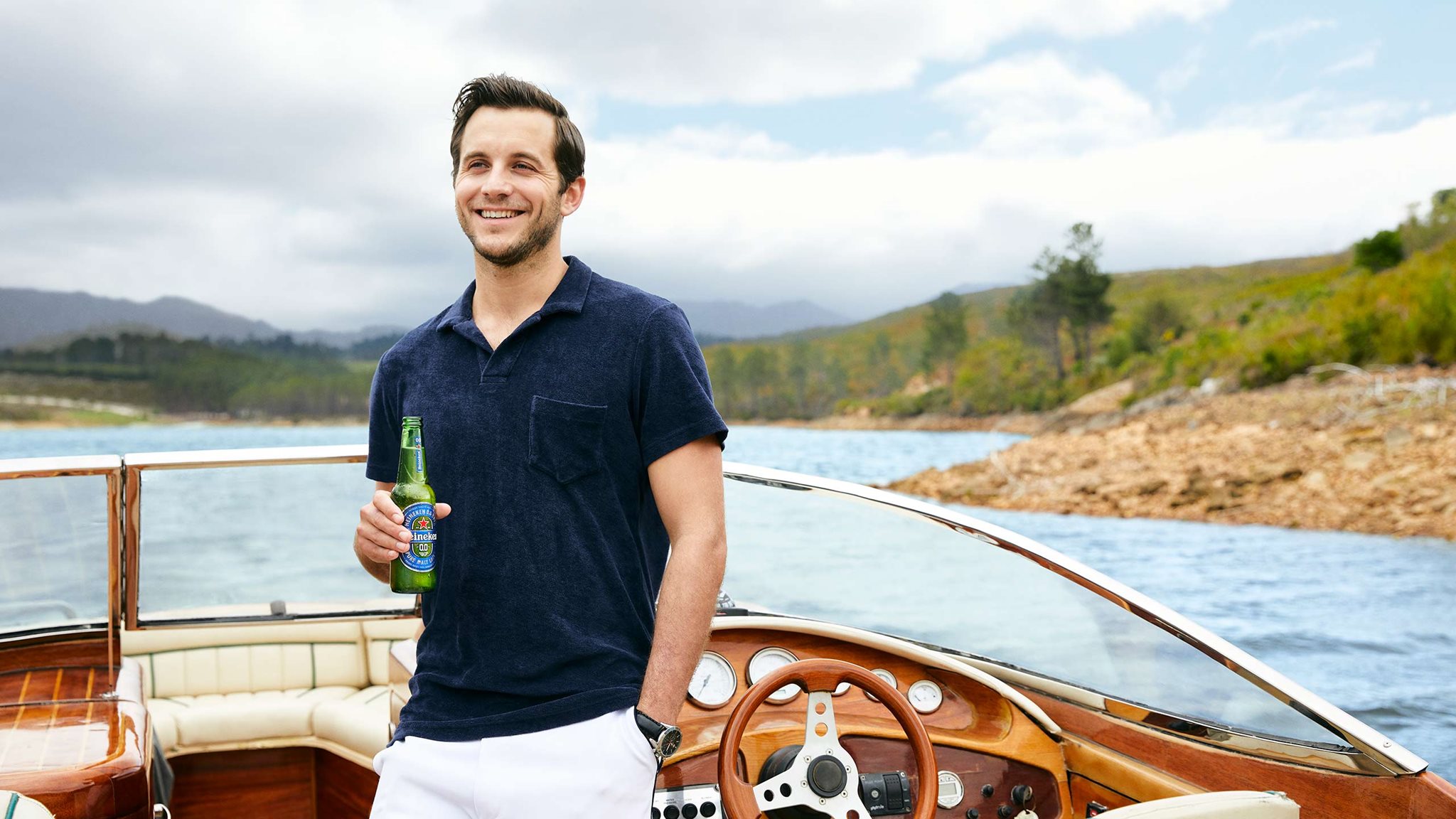 ¿Quién canta en el anuncio de la campaña "Social Moments" de Heineken 0.0?