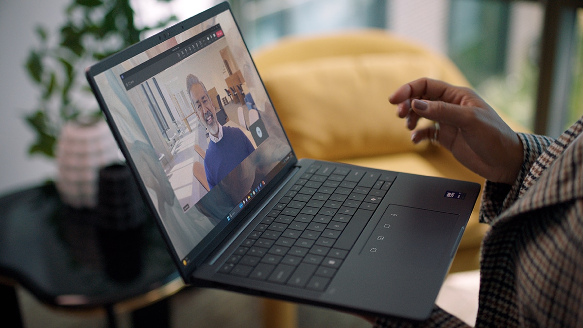 What is the background music in the Dell Future of Computing ad?