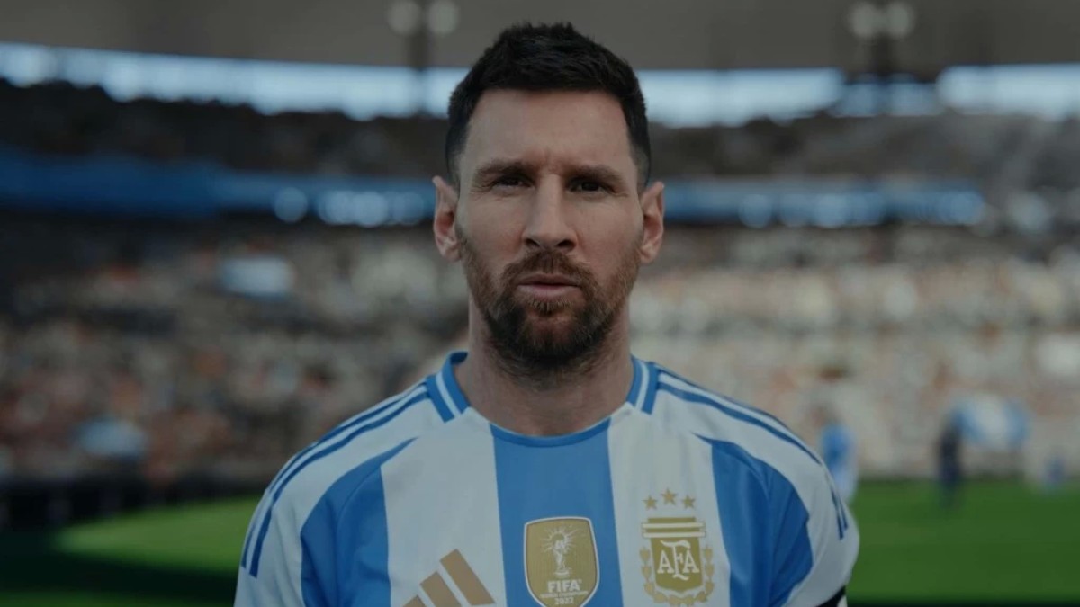 Who is the celebrity in Adidas Impossible is Nothing soccer ad?