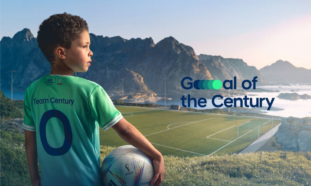 Who appears in Hyundai Goal of the Century commercial?